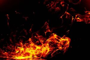 Firefighters save 1,300 homes in Tawau village blaze