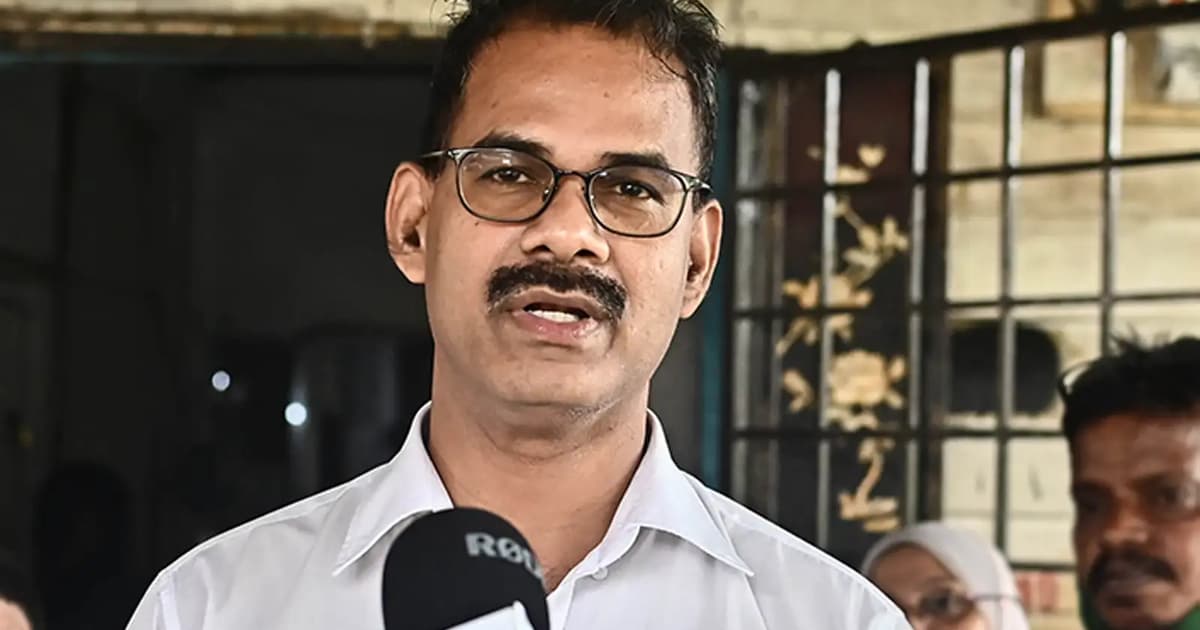 Focus on the big picture, says DAP leader over flag tiff
