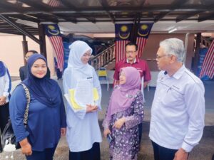 Gadis Orang Asli pertama dapat 8A mahu jadi guru Bahasa Inggeris