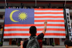 Giant Jalur Gemilang decorates SK Seri Pagi