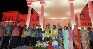 Give cost breakdown of S’wak’s ‘White House’ project, state govt told