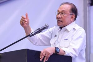 Govt has reduced new debt, fiscal deficit continues to decline, says PM