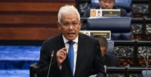 Hamzah tuntut Perdana Menteri mohon maaf