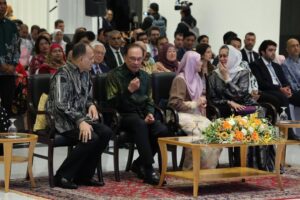 Hayati sejarah Asia tanpa naratif penjajah