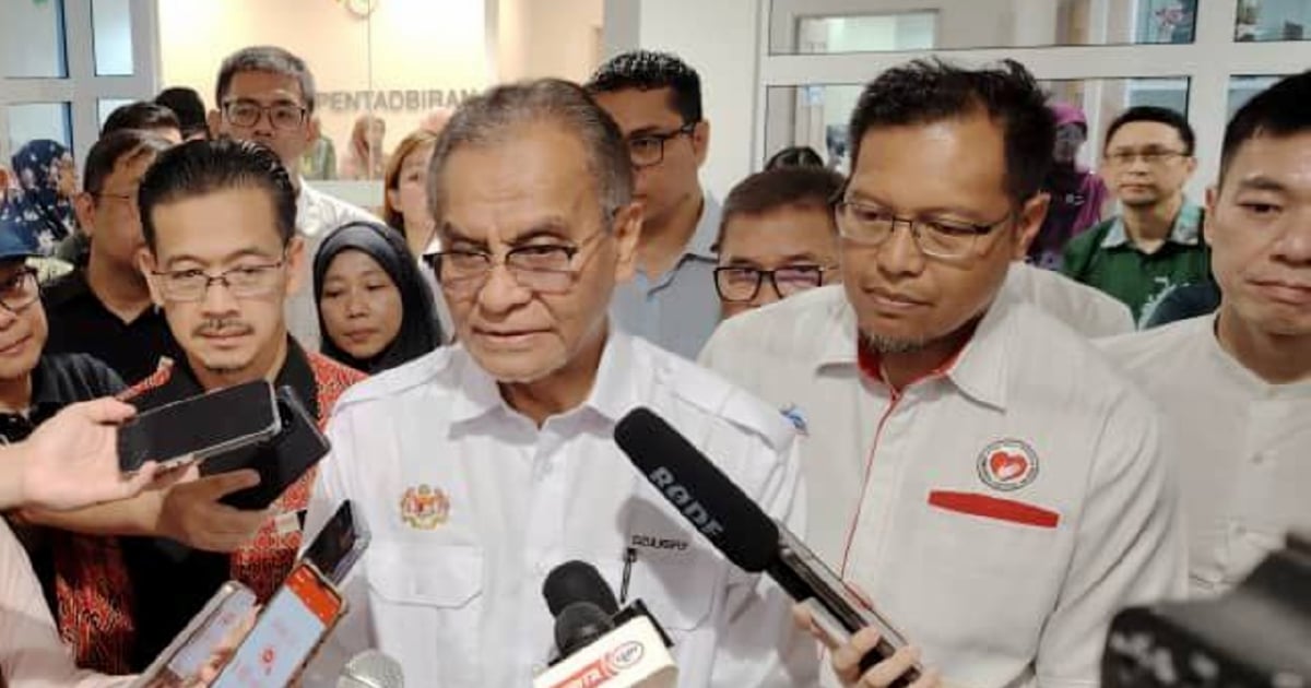 Health Ministry issued 78,000 anti-smoking notices in 9 months