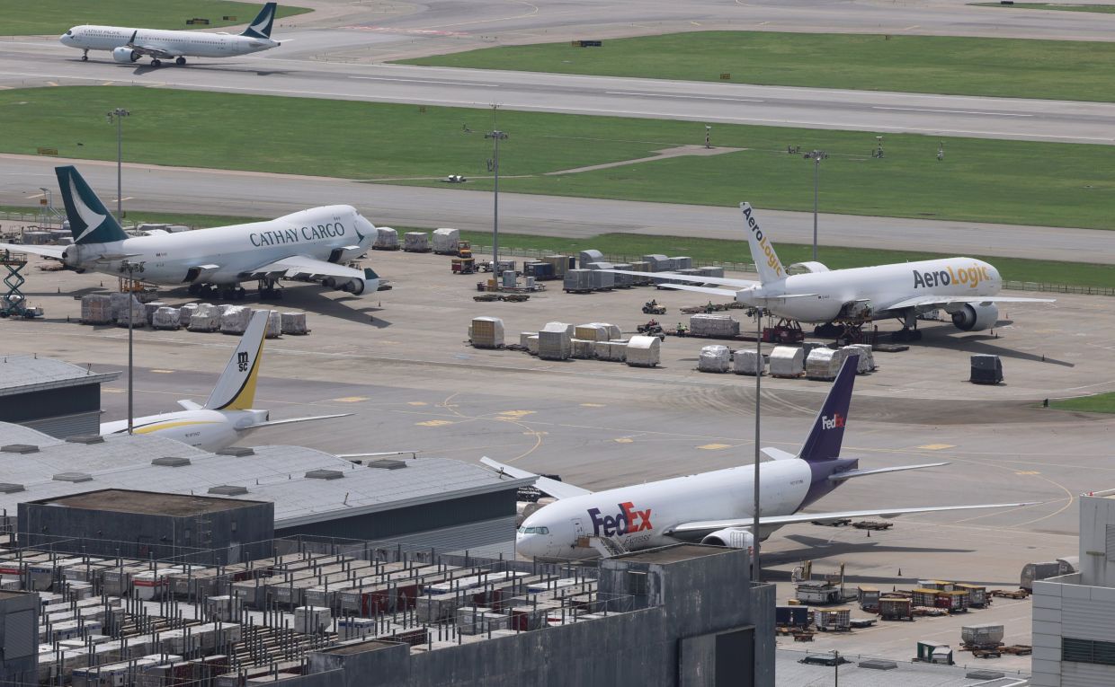 Hong Kong airport to revise late-night use of south runway over noise complaints