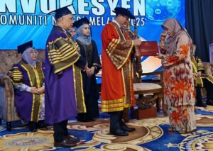 Ibu gagal menahan sebak terima sijil anak sudah tiada