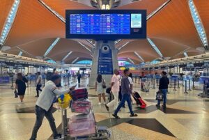 Indonesian man nabbed in KLIA over fake immigration stamps
