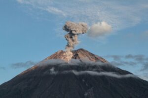 Indonesia's Mount Semeru erupts on Wednesday, spewing 800m ash column