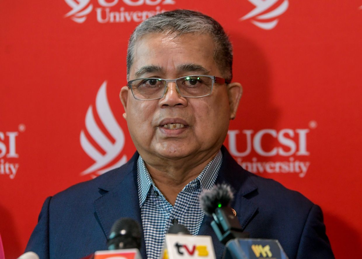 Inverted flag issue: Don't jump to conclusions, says Unity Minister