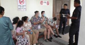 Iranians remanded over tourist hypnosis scam