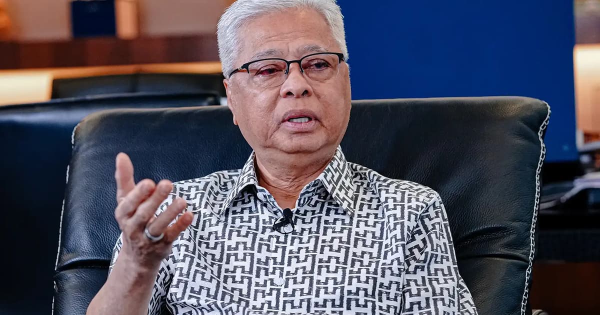 Ismail files reports over posts linking him to attack on Rafizi’s son