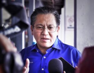 Isu Jalur Gemilang: Perlu lebih matang dalam memberi respon – Nur Jazlan