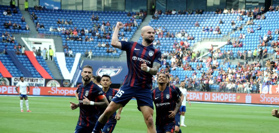 JDT benam Lion City 3-1