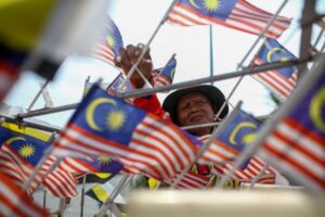 Jalur Gemilang terbalik: SJKC Chung Hua mohon maaf