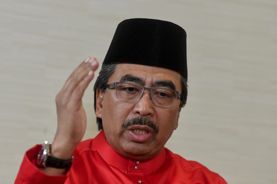 “Jangan berlaga, kalau tidak, yang untung orang lain’
