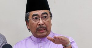 Johari: No seat clashes in Sabah polls under a BN-PH-GRS alliance