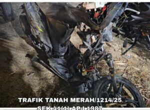 Kanak-kanak maut, motosikal ditunggang kakak berusia 11 tahun bertembung dengan van