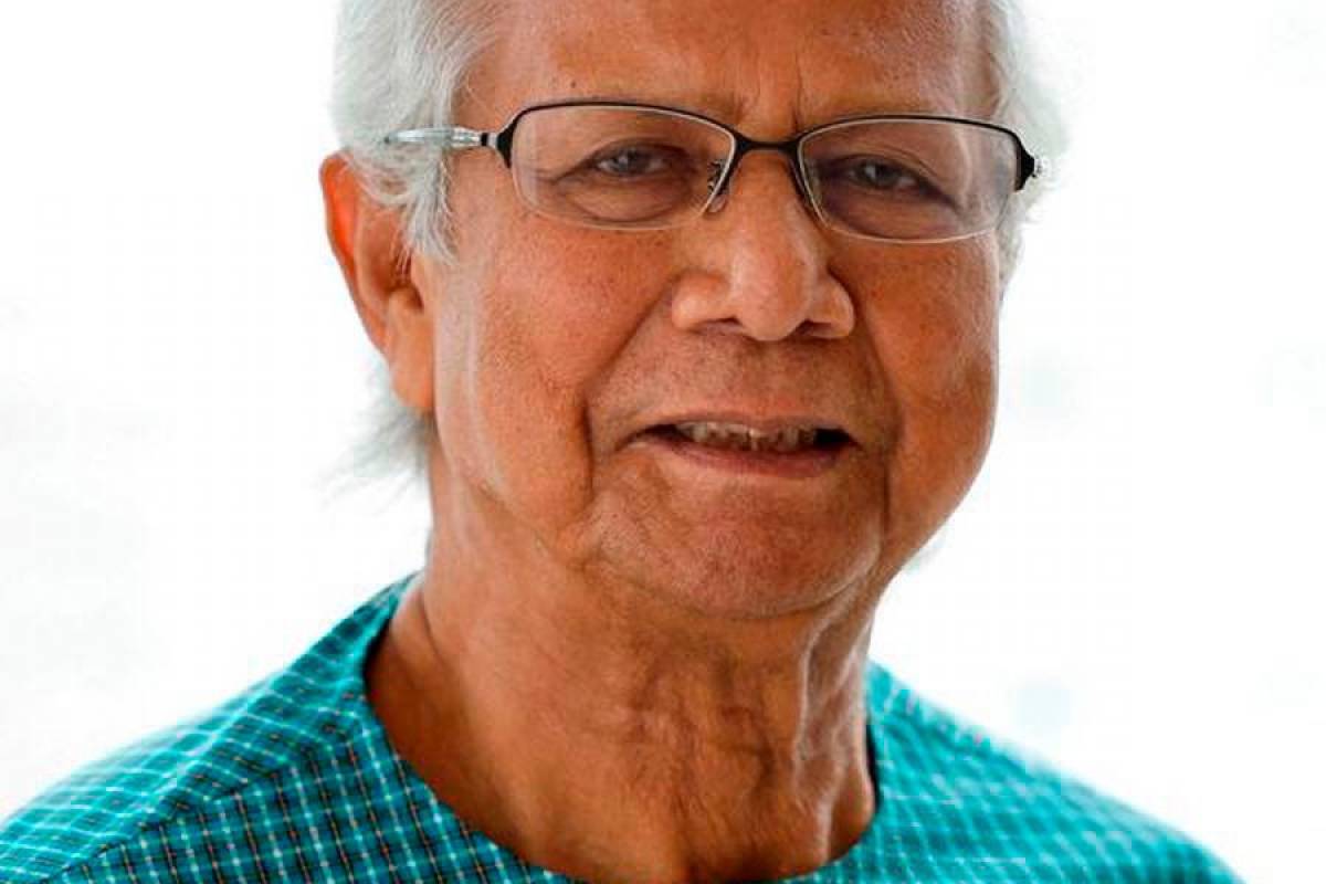 Ketua penasihat Bangladesh Dr. Muhammad Yunus tiba di Malaysia untuk lawatan rasmi