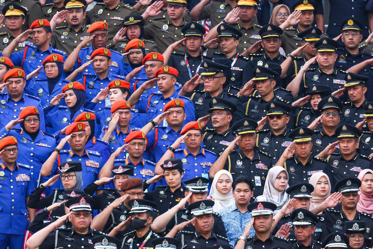 Laksamana Muda Anuar Alias dinobat Tokoh Kemerdekaan Selangor 2025