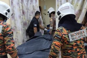Lampu terbuka, rupanya tuan rumah sudah tak bernyawa