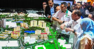 Large housing projects must include vertical schools, says Anwar