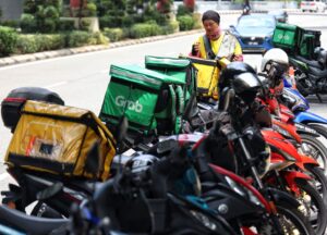 Lawmakers urged to pass Gig Workers Bill, it will protect 1.2 million workers, say two Johor MPs