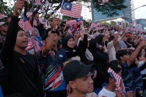 Lebih 100,000 hadir meriahkan sambutan Hari Kebangsaan 2025