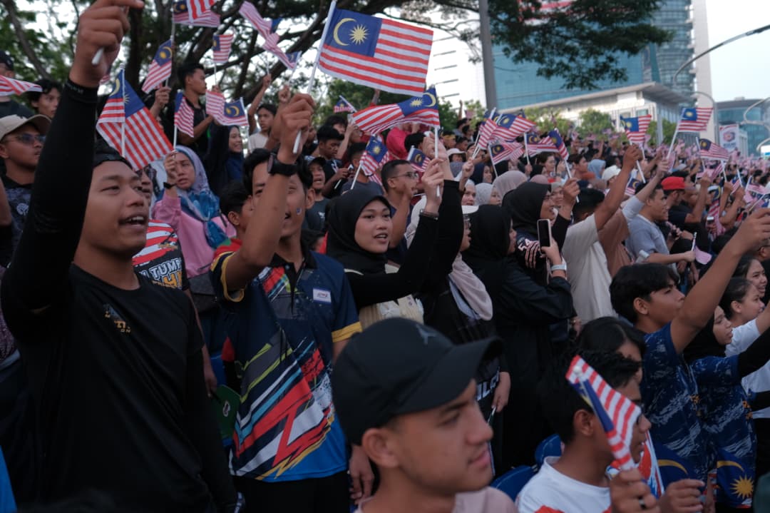 Lebih 100,000 hadir meriahkan sambutan Hari Kebangsaan 2025