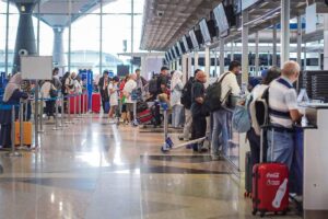 Lelaki Indonesia ditahan di KLIA atas cap keselamatan palsu