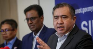 Loke orders review of KLIA's entire electrical infrastructure following power disruption [WATCH]
