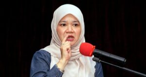 MOE to take stern action over upside-down Jalur Gemilang at PD school