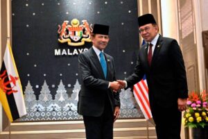 Malaysia and Brunei boost energy and trade ties in annual talks