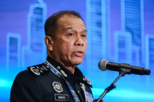 Malaysia loses RM1.22 billion to cybercrime in 10 months, says IGP