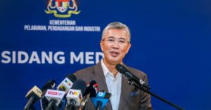 Malaysia to buy, invest over US$240bil in US to reduce trade gap