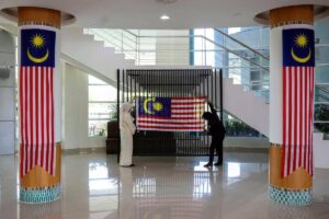 Malaysians urged to fly Jalur Gemilang proudly despite negativity