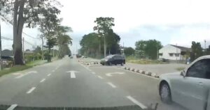 Man arrested after driving against traffic in Kluang