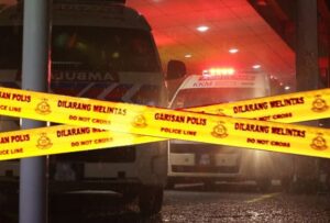 Man sets woman, self on fire at Simpang Renggam toll plaza