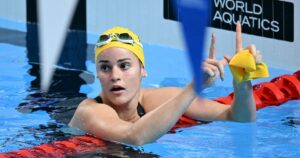 McKeown beats Smith again for world backstroke double