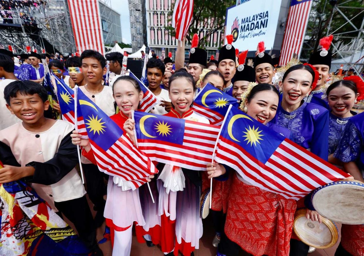 Ministers urge Malaysians to uphold unity, reflect on sacrifices in National Day messages