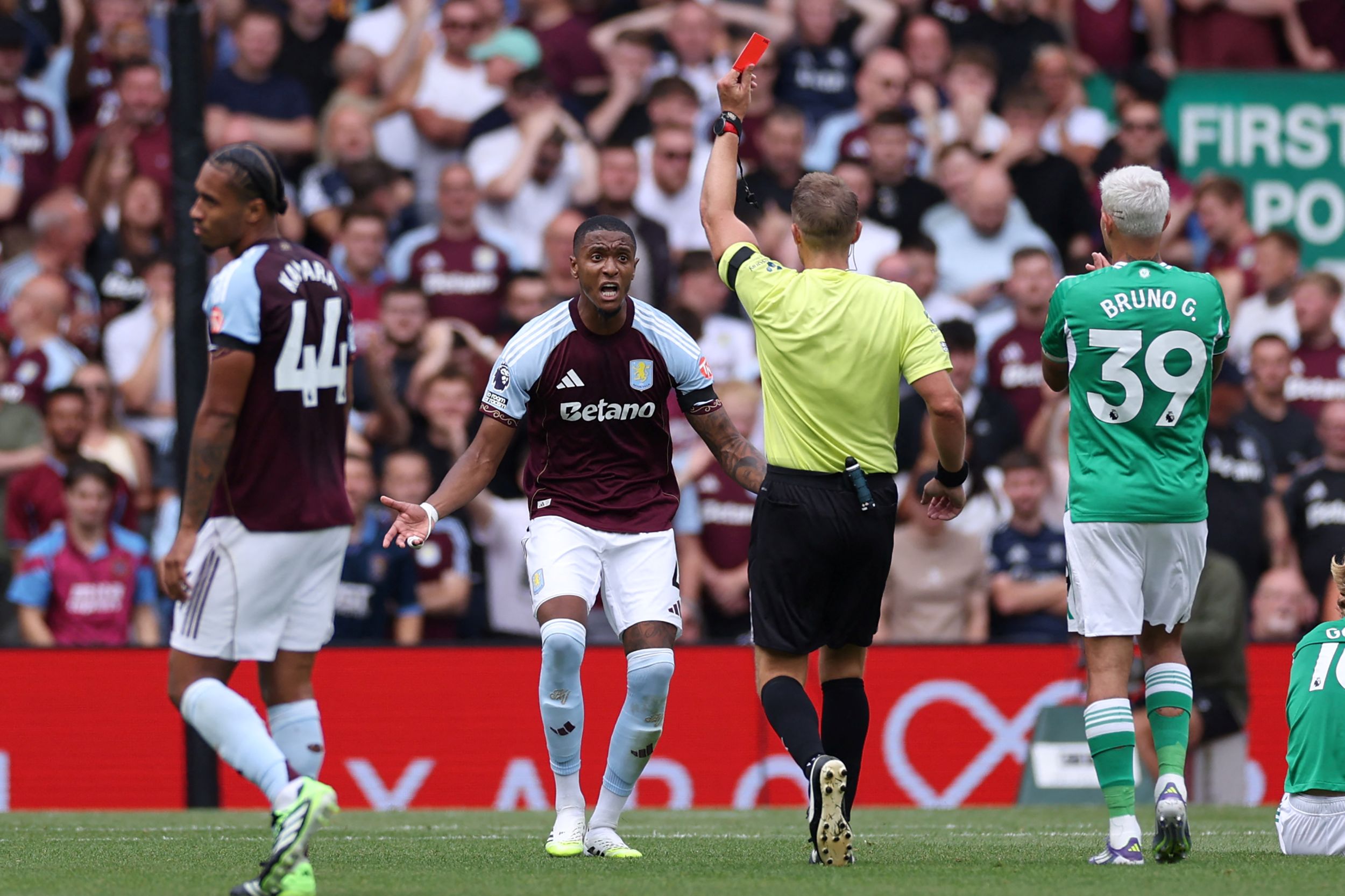 Newcastle tumpul tanpa Isak, diikat Villa 10 pemain