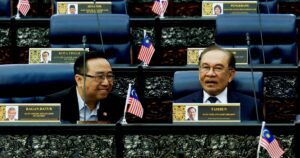 Opposition fails bid to refer Anwar to Rights and Privileges Committee