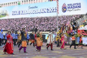 Over 100,000 gathered for National Day celebration at Putrajaya, says Fahmi