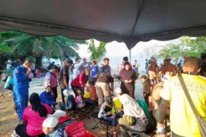 Over 30 swimmers stung by jellyfish at Perak open water event