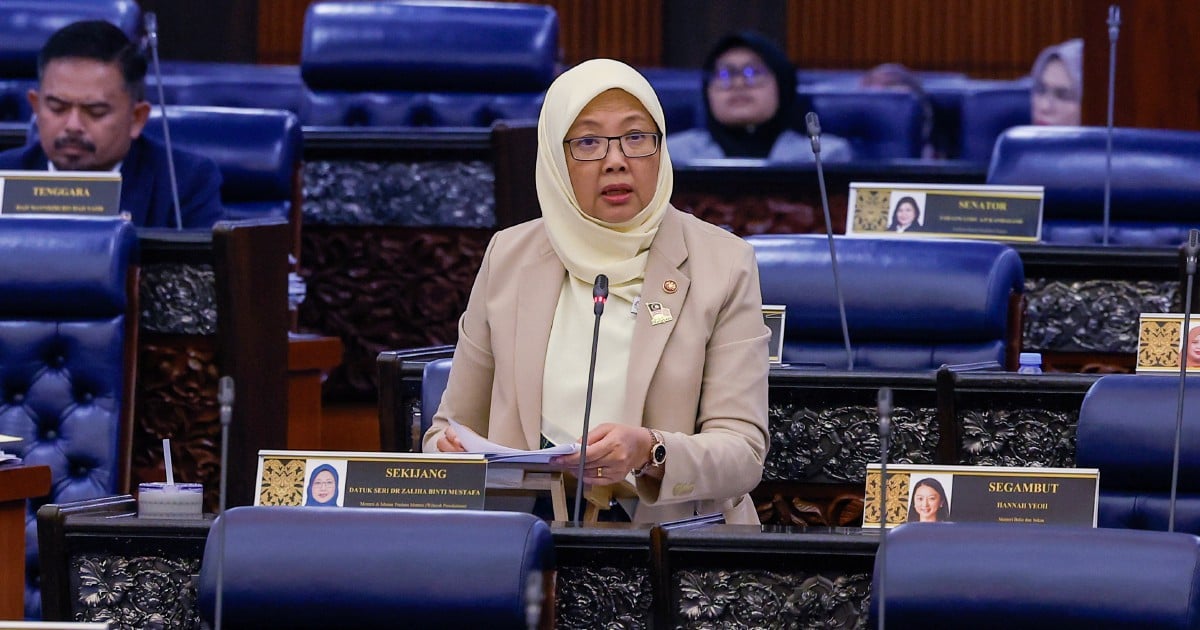 PSD conducting in-depth study on raising retirement age to 65 – Dr Zaliha