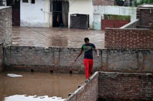 Pakistan salahkan India punca banjir semakin teruk