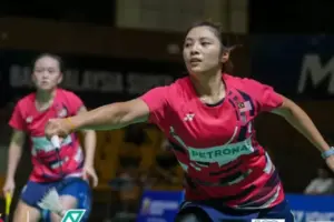 Pei Kee-Mei Xing terpaksa akur kepada adik beradik Stoeva