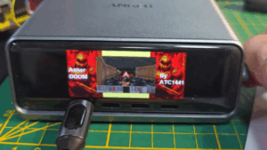 Pengecas Desktop Anker Prime Charging Station Digodam Untuk Memainkan DOOM