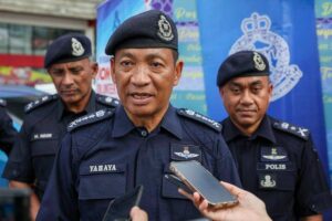 Police corporal injured in machete attack by mentally unstable man in Felda Bukit Kuantan