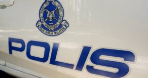 Police tracing m-cyclists seen riding recklessly moments before multi-vehicle crash